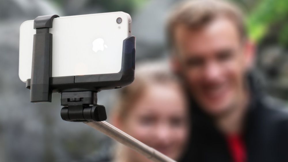 Study: taking a lot of selfies could be sign of mental health issues