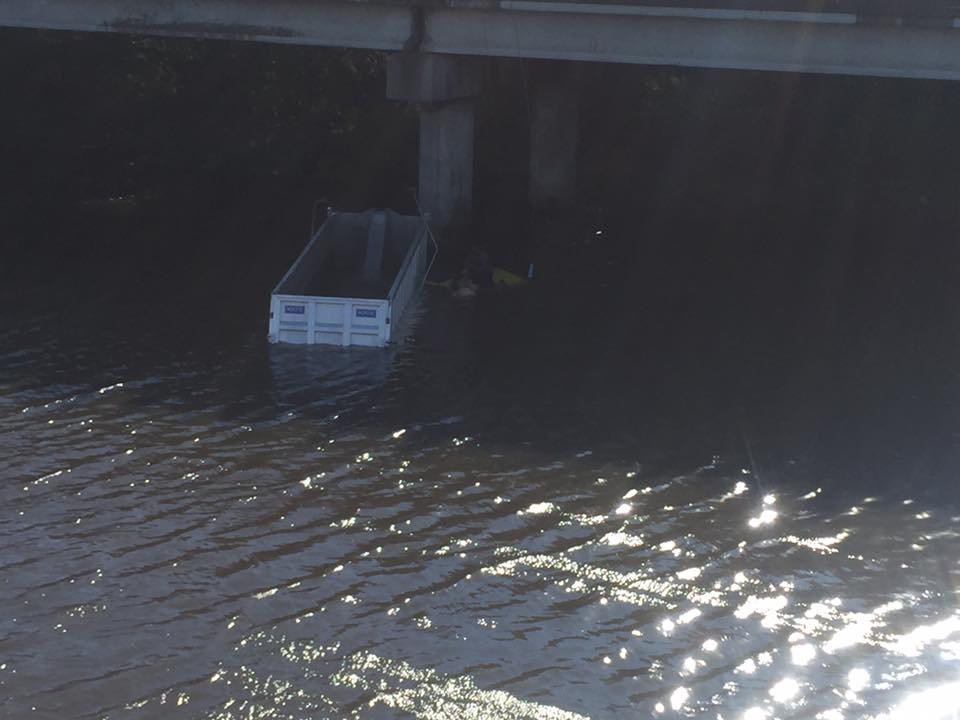 18-wheeler submerged along I-55