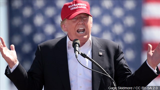 Trump suggests Clinton was on drug during debate