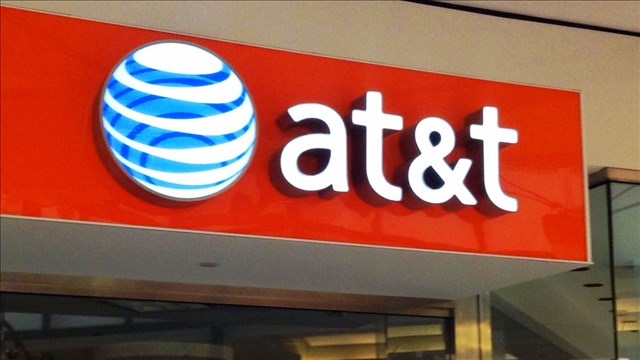 AT&T buying HBO and CNN owner Time Warner for $85.4 billion