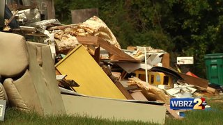 Flood debris in Baton Rouge must be curbside by Nov. 6