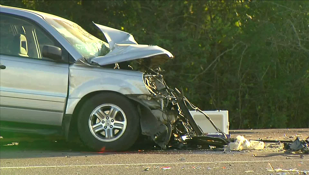 One dead, three hurt in multi vehicle crash near Livonia