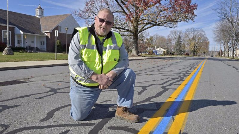 NJ lawmakers: Put pro-police blue lines on right side of law