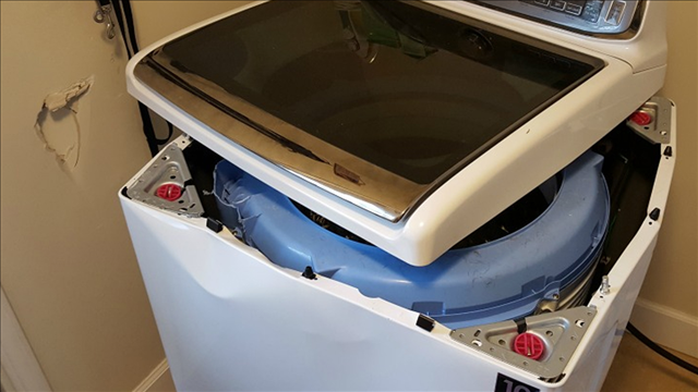 Samsung, after phone recall, recalls 3M washing machines