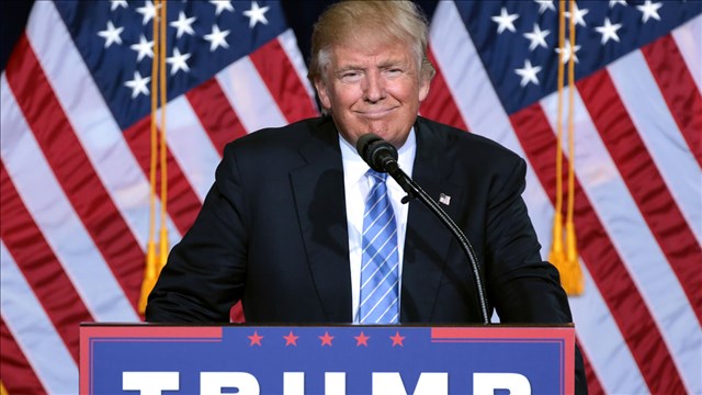 Trump calls for unity in Thanksgiving address