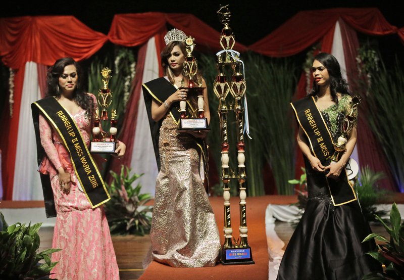 Miss Transgender crowned in Indonesia