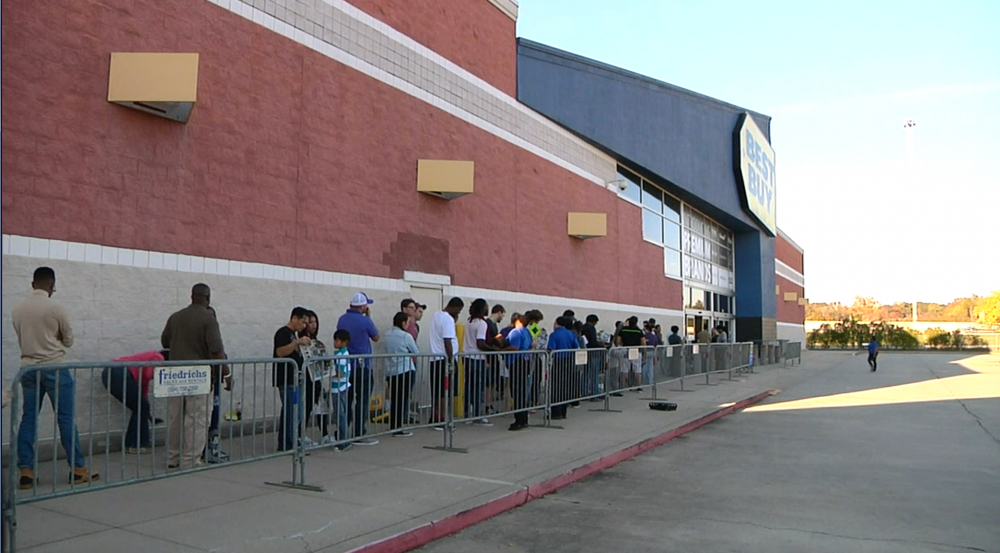 Shoppers get Black Friday deals in BR