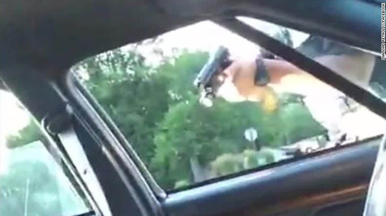 Minnesota officer charged in Philando Castile's killing