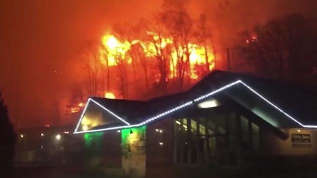 Officials say 3 dead in Tennessee wildfires