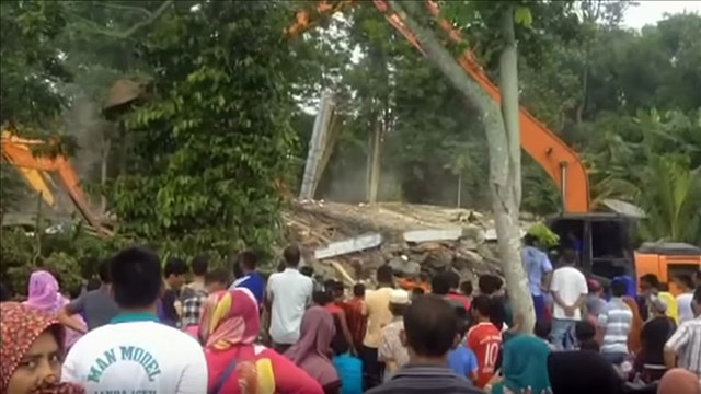 Deadly quake in Indonesia