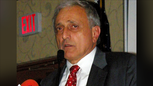 Trump co-chair wishes death on Obama, calls 1st lady male