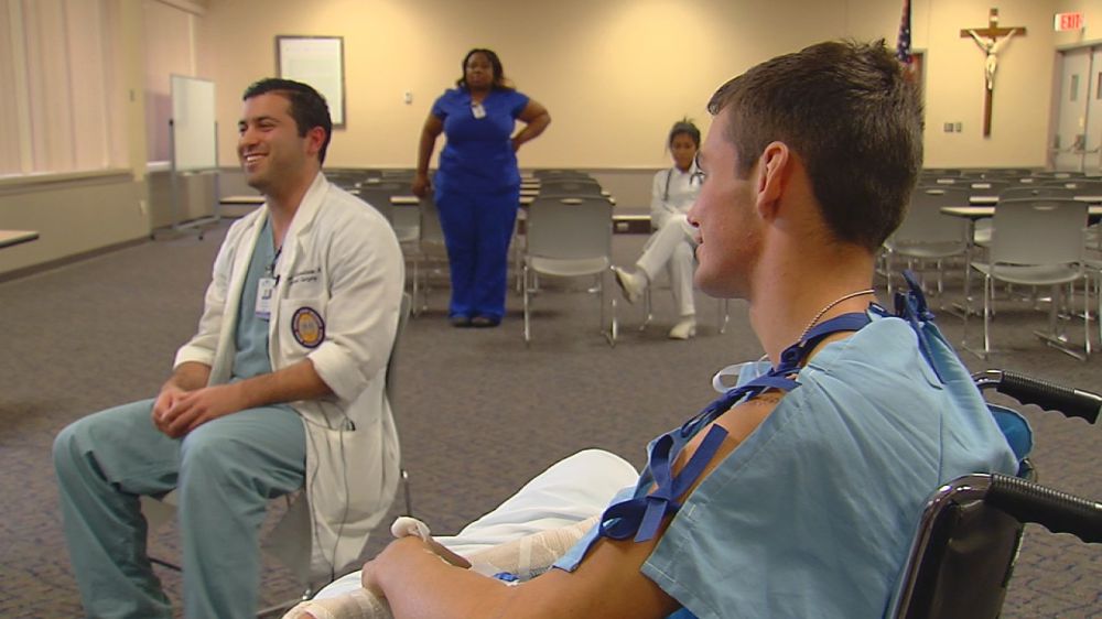 Hero teen meets paramedic injured in Essen shooting