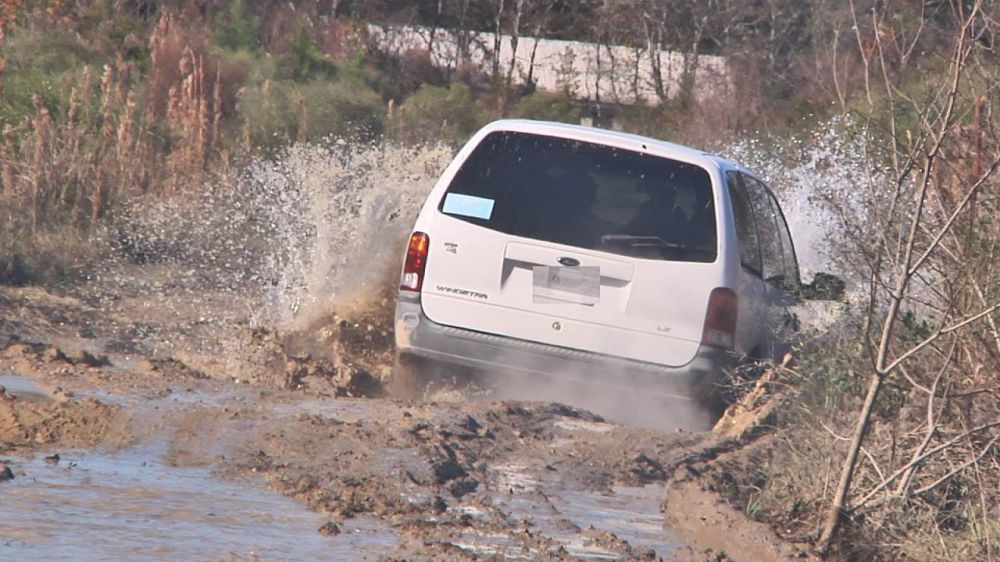 Driveway mess often leaves family stranded