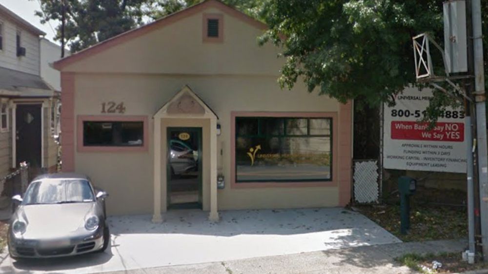 Police: Masked man guns down 2 inside cash advance company