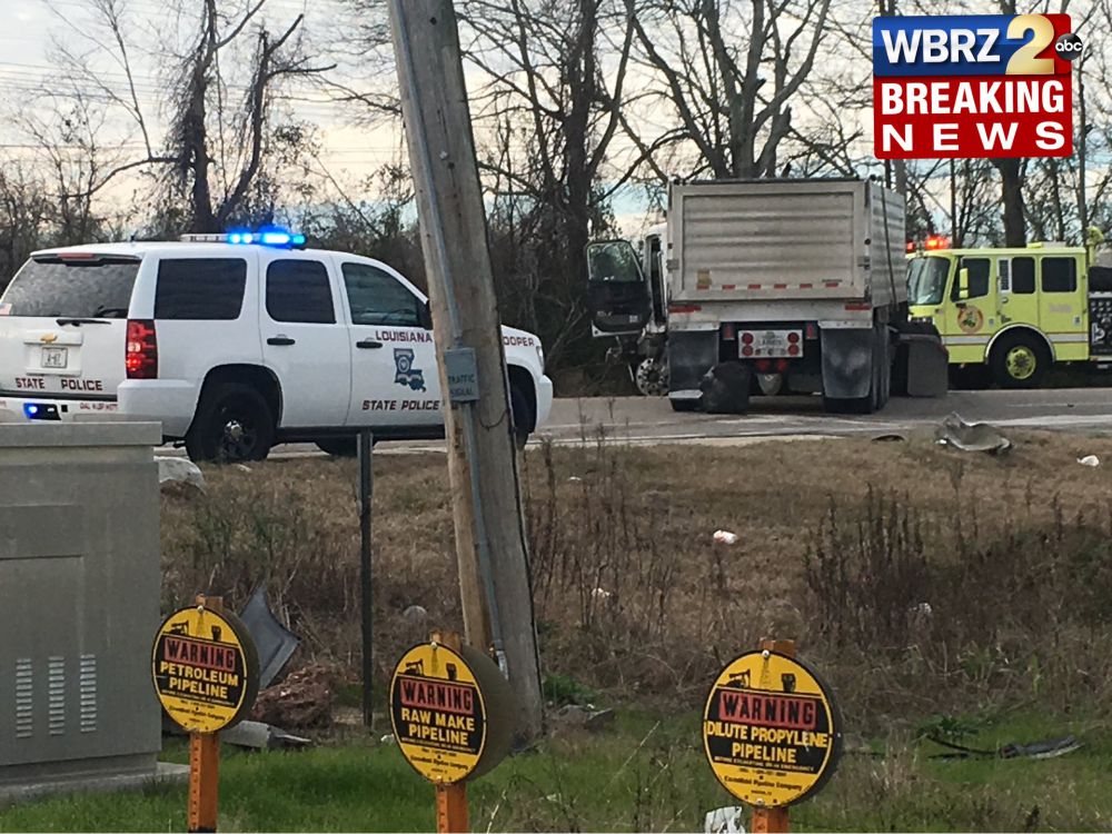 Crash involving 18-wheeler closes Nicholson near Bluebonnet