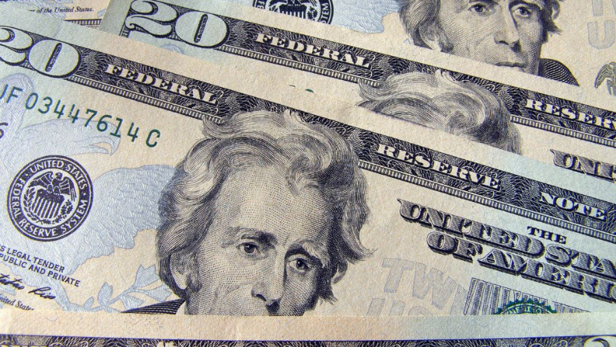 Raining $20s: Money falls out of armored car on NC interstate