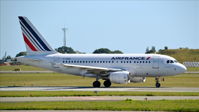 Air France turns away 21 from Muslim countries for Trump ban