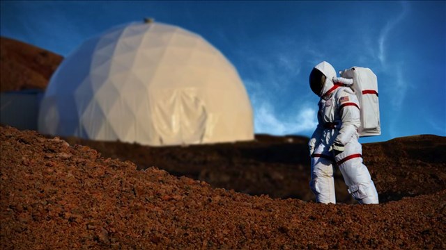 Crew enters Hawaii dome for 8-month Mars study