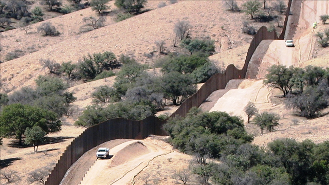 At least three La. companies interested in building border wall