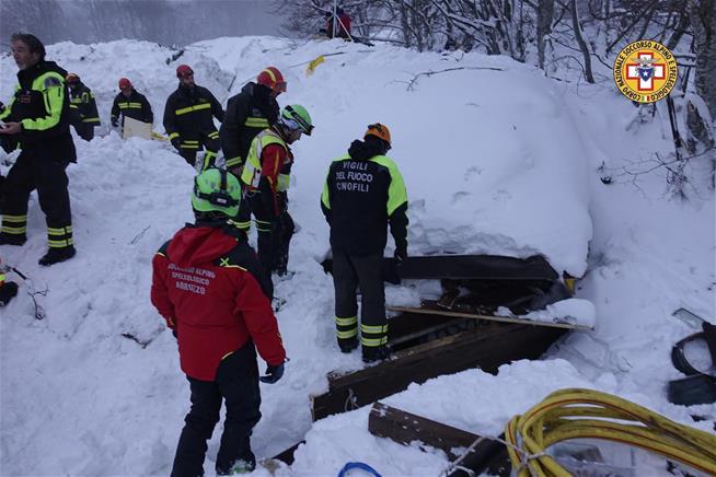 Rescuers search for avalanche survivors, fear more slides