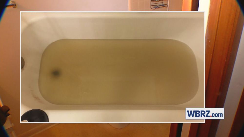 Residents on Burbank stuck in smelly sewage situation