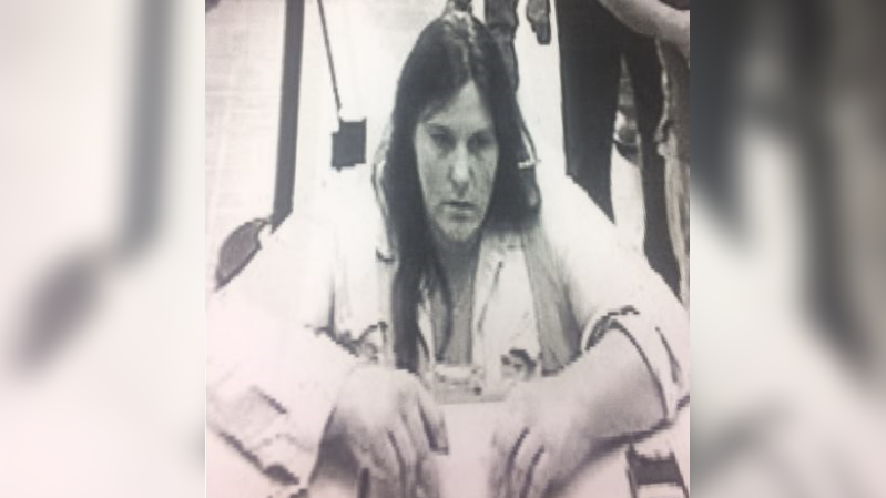 Woman wanted for Chase Bank robbery on Florida Boulevard