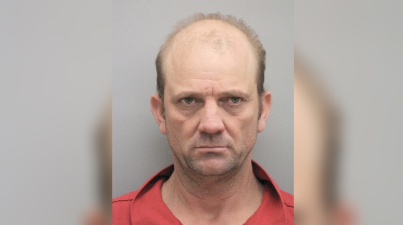 Man chokes, binds, and beats girlfriend over meth