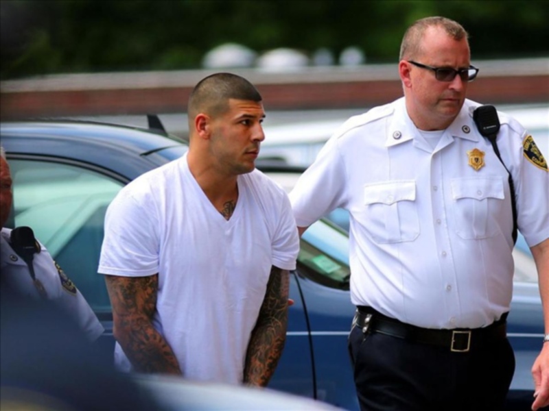Judge not inclined to delay Aaron Hernandez murder trial