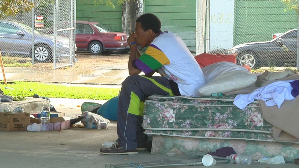 Hawaii bill would classify homelessness as medical condition