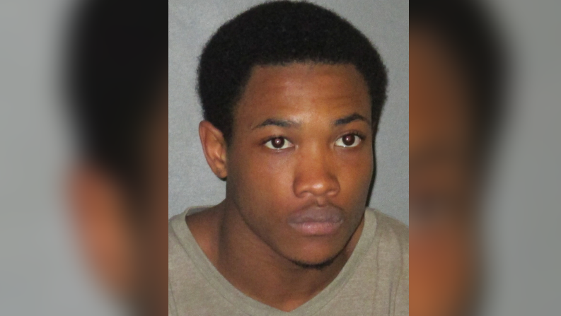 Man and store clerk arrested for staging armed robbery of Circle K