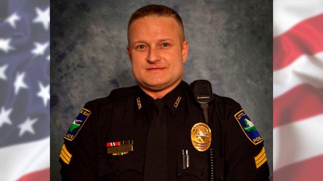 North Texas police officer killed, suspect later found dead