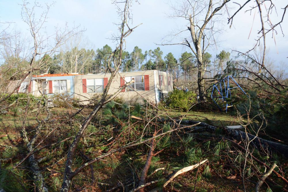 2 Northern Louisiana tornadoes confirmed, homes damaged