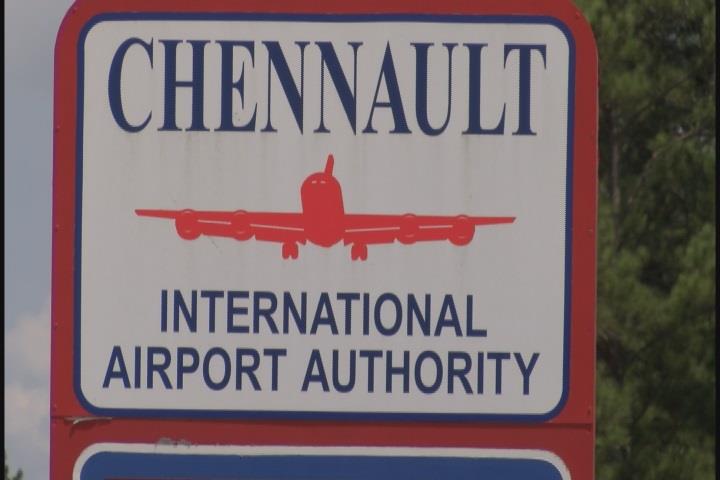 Calcasieu gives airport access to land to control wildlife