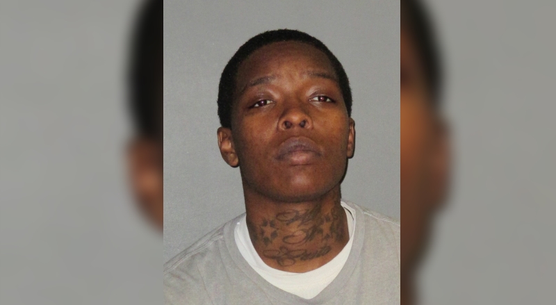 Baton Rouge woman accused of robbing man during drug sale