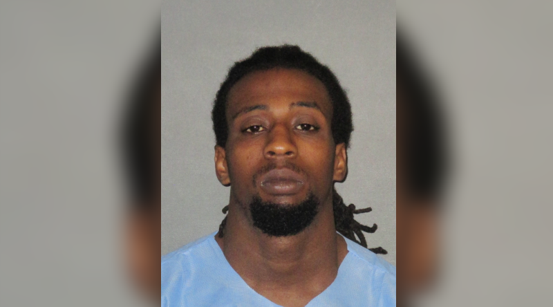Convicted felon arrested after shooting himself in the leg on Elm Drive