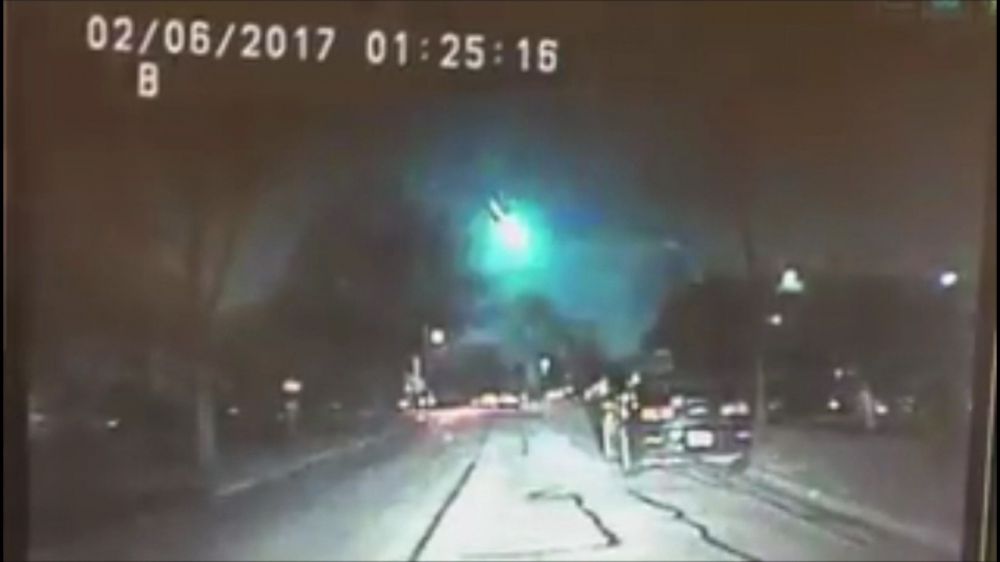 VIDEO: Meteor over Lake Michigan lights up sky in several states