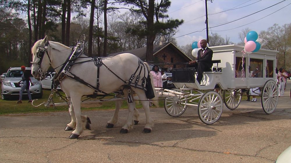 Five-year-old killed in apartment fire laid to rest