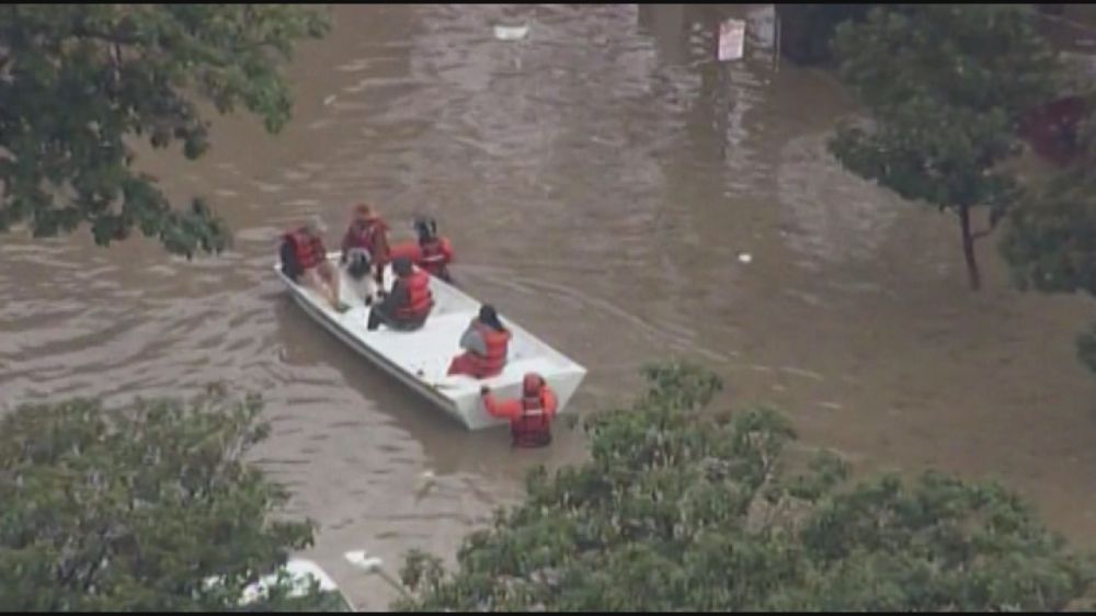 225 people evacuated from flooded California neighborhood