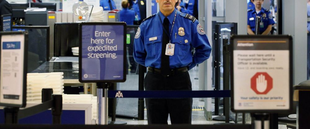 11 people pass through unmanned NY airport security checkpoint