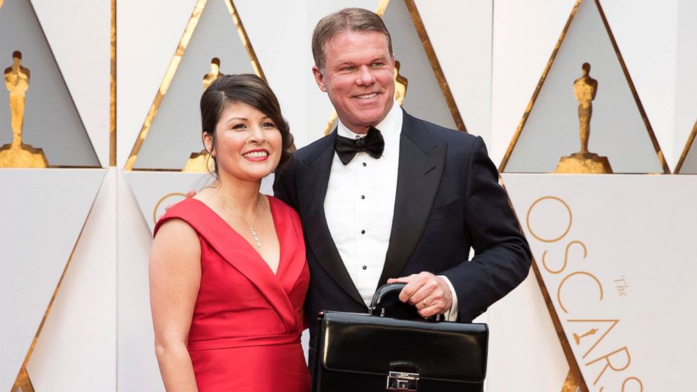 Accountants in Oscar flub off the show