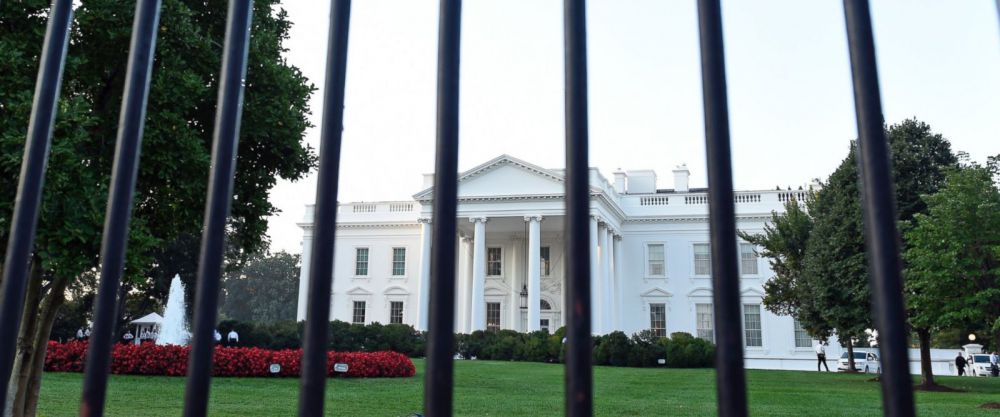 Secret Service: Person arrested on White House grounds