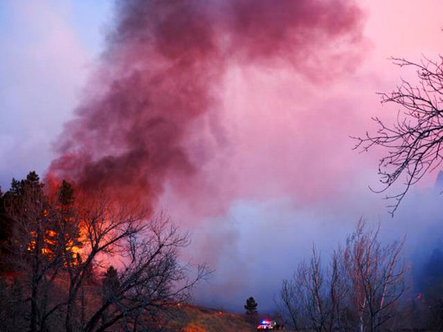 Colorado wildfire fully contained