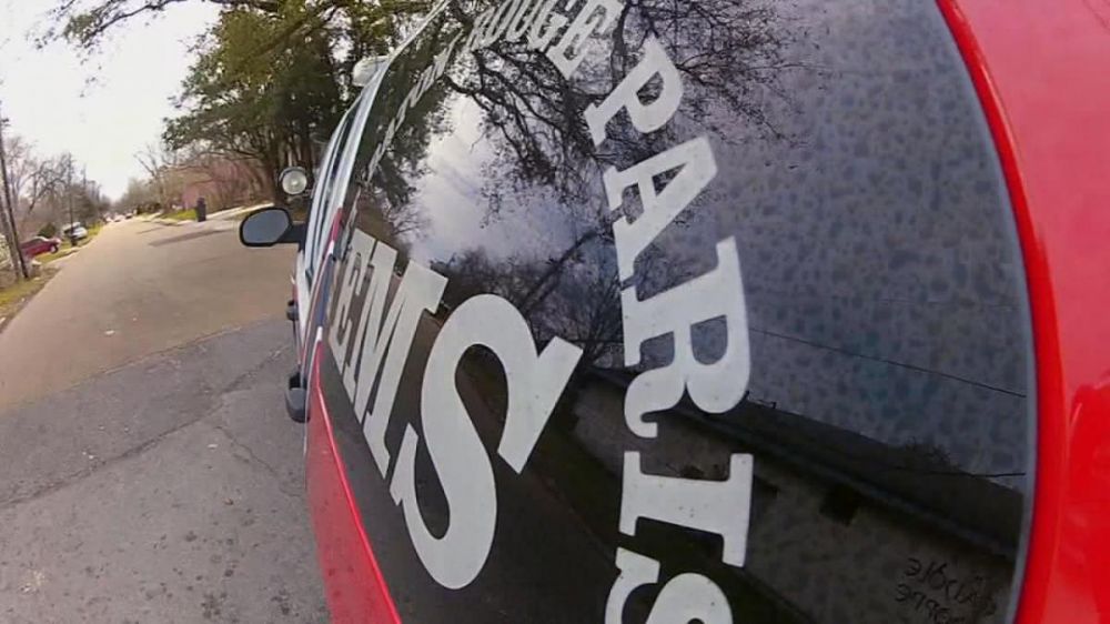 Agencies reporting 911 outage for AT&T customers across US