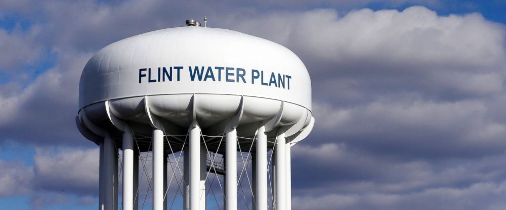 Michigan, Flint to replace 18,000 lead-tainted water lines