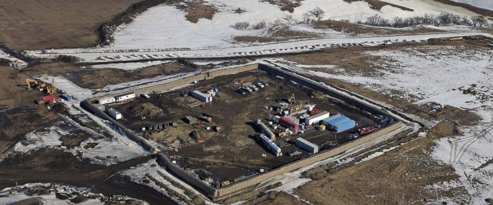 Company: Oil in pipeline under Missouri River reservoir