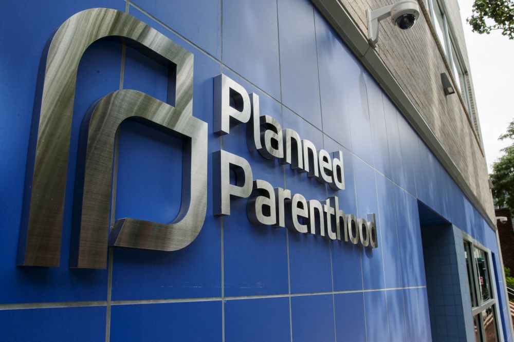 Felony charges for 2 who secretly filmed Planned Parenthood