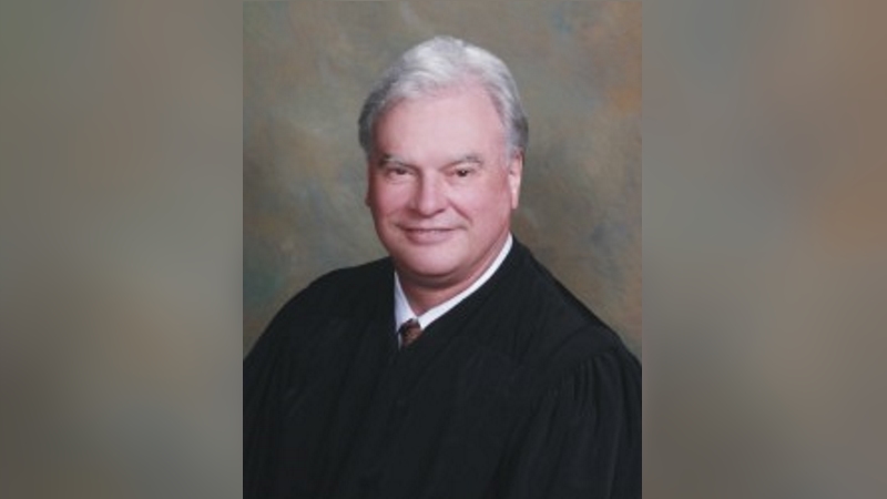 Judge: Felons on probation, parole can't vote in Louisiana