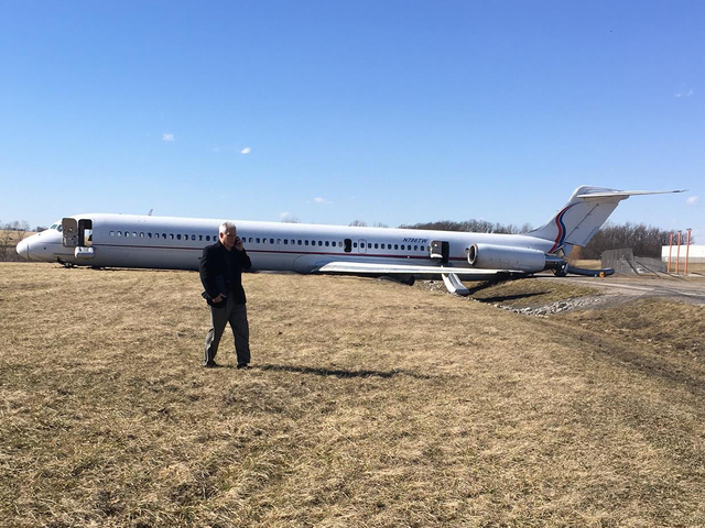 Mishap forces Michigan college team's plane off runway