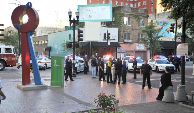 6 arrested after protest against Syria action turns violent