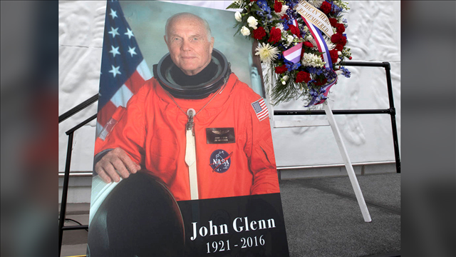Astronaut John Glenn to be interred at Arlington Cemetery
